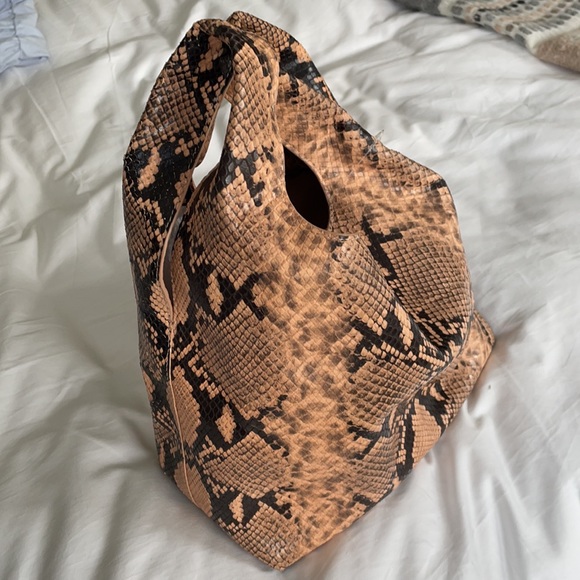 Rebecca Minkoff Karlie Mini Hobo Rosewood - Picture 4 of 9